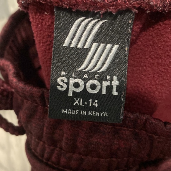 2 pairs of boys gym pants - Picture 2 of 3